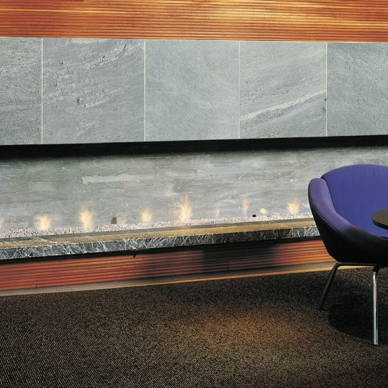 Дровяной камин KAASUTAKKA Tulikivi