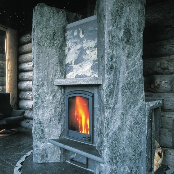 Дровяной камин LOHKOTAKKA Tulikivi
