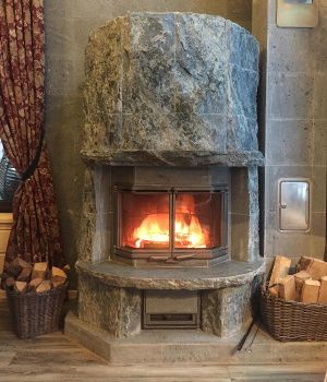 Дровяной камин SKALA Tulikivi