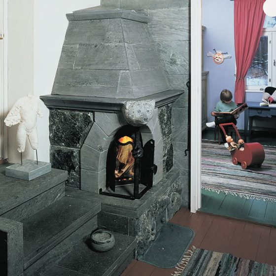 Дровяной камин NALLE-AVOTAKKA Tulikivi