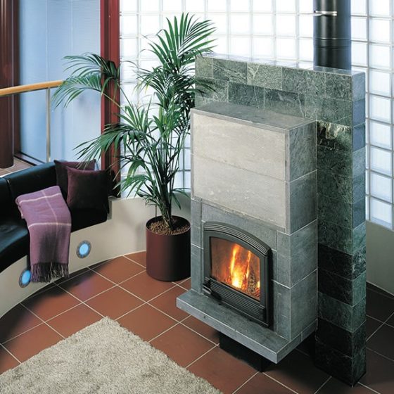 Дровяной камин TIEDEPUISTO Tulikivi